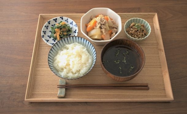 食の養生は「一日10時間の空腹」と「肉は穀物より少なく」が基…