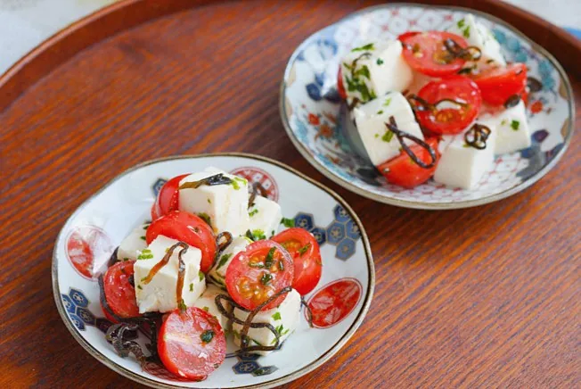 暑い季節の栄養補給に！ ミニトマトのさっぱりおかず｜ハニーレ…